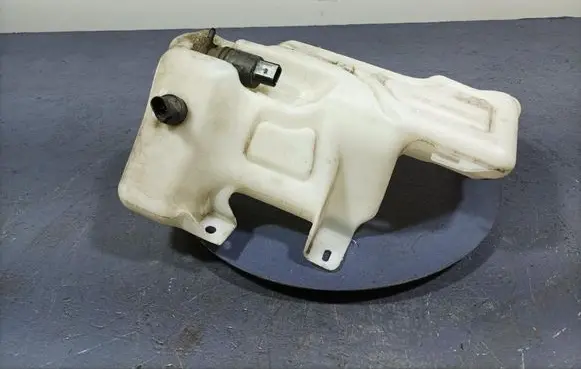 Opel Ampera Windshield washer fluid reservoir/tank 20988414