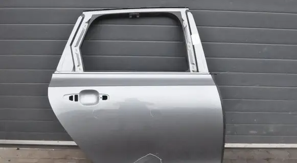Volvo S90, V90 Rear door 