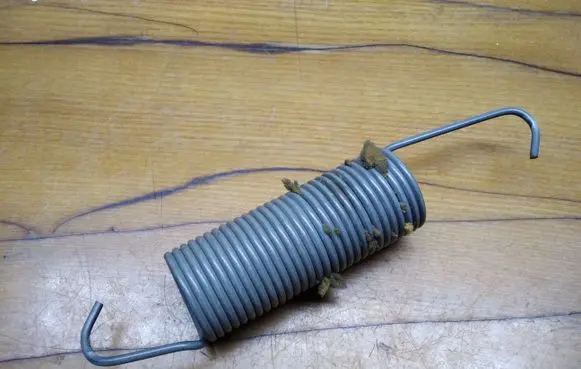 Mercedes-Benz E A207 Tailgate/trunk/boot tension spring 