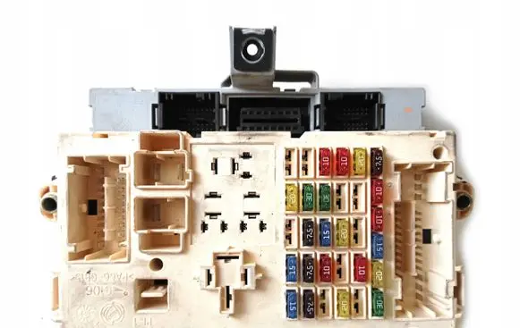 Fiat Stilo Fuse box set 46797609