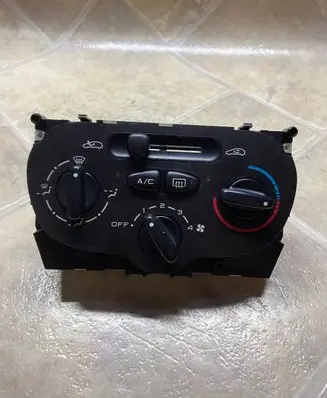 Peugeot 206 Climate control unit 85858