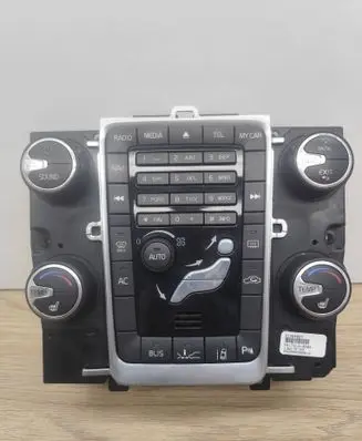 Volvo V60 Climate control unit 31324827 M4174100084 13W17E03