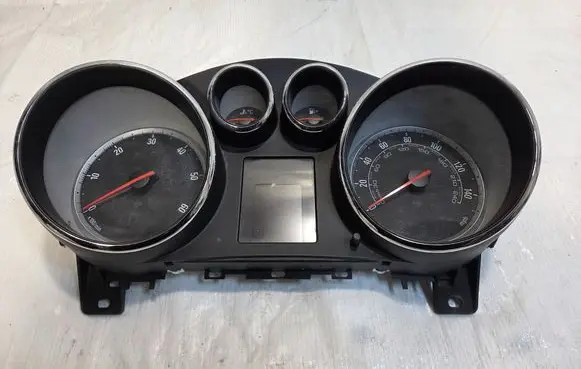 Opel Meriva B Speedometer (instrument cluster) 13346214