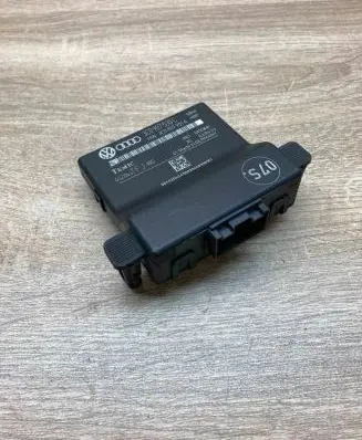 Volkswagen PASSAT B6 Gateway control module 3C0907530C 3C0907951A