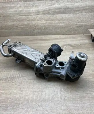 Volkswagen PASSAT B7 EGR valve cooler 03L131512BL 0280751016