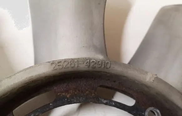 KIA Sorento Fan impeller 2526142910