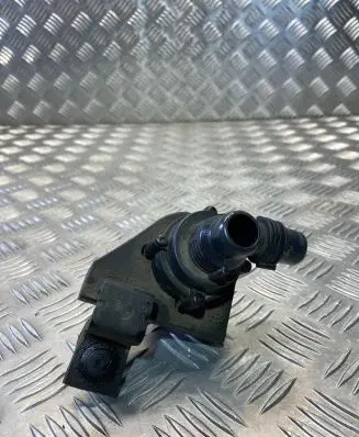 BMW 5 E60 E61 Electric auxiliary coolant/water pump 6922647