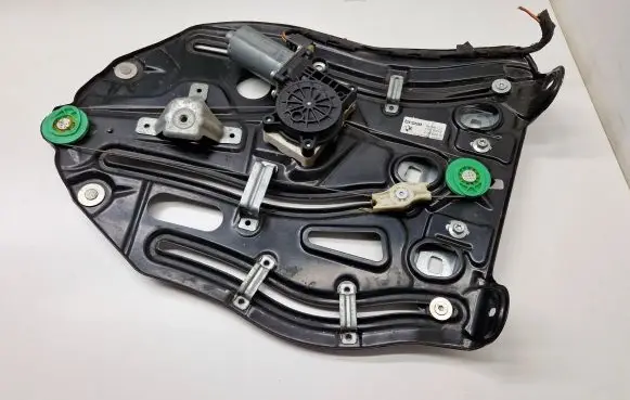 BMW 6 E63 E64 Rear door window regulator with motor 7008628 7008630