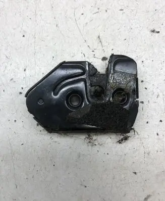 Land Rover Discovery 3 - LR3 Tailgate lock latch 51247016048 CWC500020
