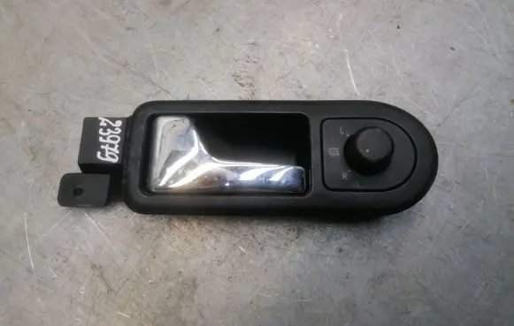 Volkswagen PASSAT B5 Front door interior handle 3B1837113