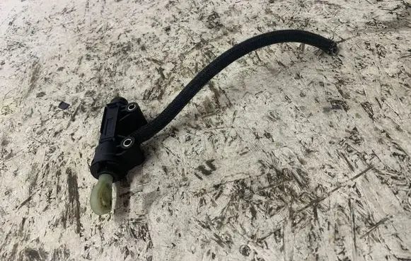 BMW 1 E81 E87 Clutch slave cylinder 758822