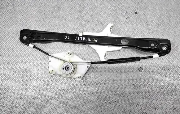 Rear window lifting mechanism without motor