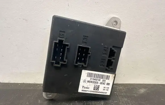 Mercedes-Benz E W211 Other control units/modules 2115452132 00007112A5
