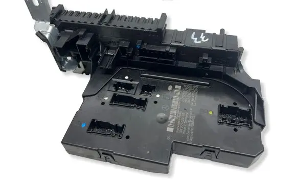 Mercedes-Benz E W212 SAM control unit 2129060005 5DK00962088 2129012304