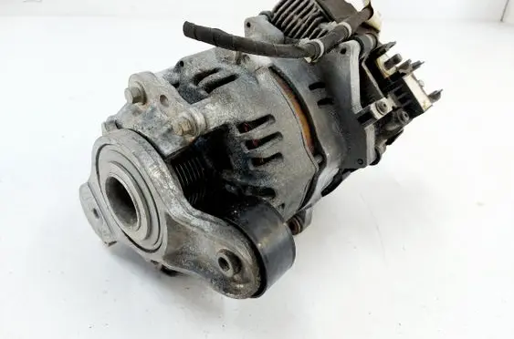 Land Rover Defender Generator/alternator L8B2-11A240-BB