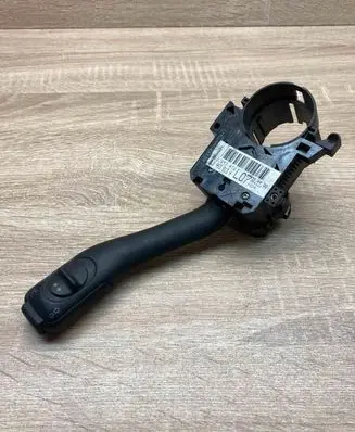Audi A3 S3 8L Indicator stalk 8L0953513H L07