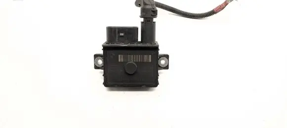 BMW X1 E84 Glow plug pre-heat relay 7798000