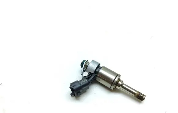 Maserati Levante Fuel injector 0261500