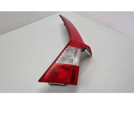 Volvo V70 Tailgate rear/tail lights 30678548GB