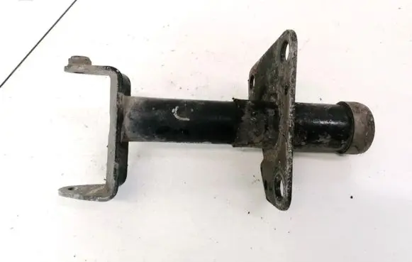 Volkswagen PASSAT B5 Front bumper mounting bracket 3b0807133a