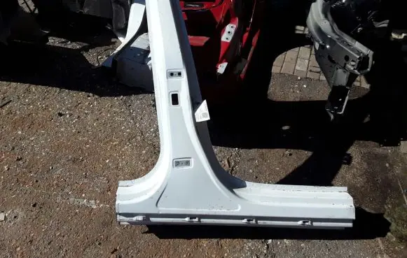 Volvo XC60 Pillar (middle) 31462261