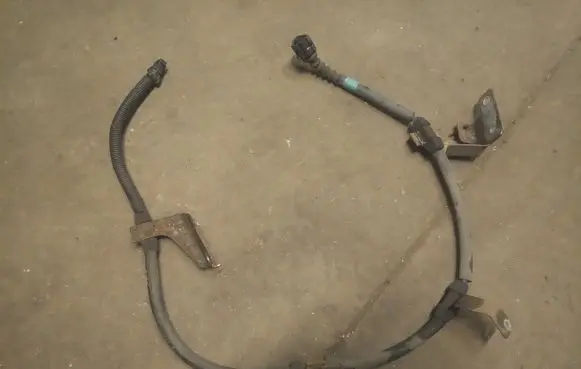 Nissan Qashqai Handbrake wiring loom/harness 