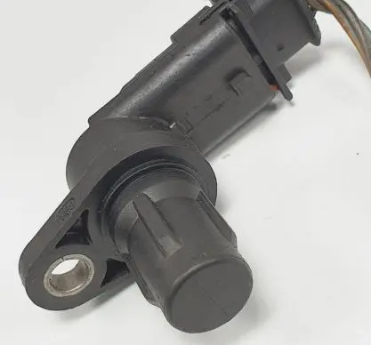 Volvo V70 Camshaft position sensor 8658726