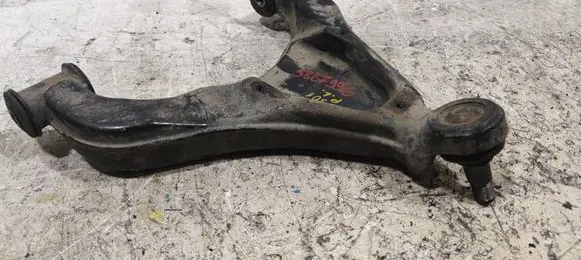 Mercedes-Benz Sprinter W901 W902 W903 W904 Front lower control arm/wishbone A9013301607 A9013301807 9013301607