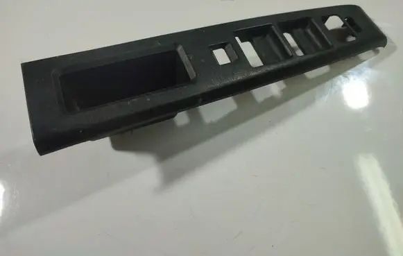 Mazda 5 Front door window switch trim CC64684L6D02