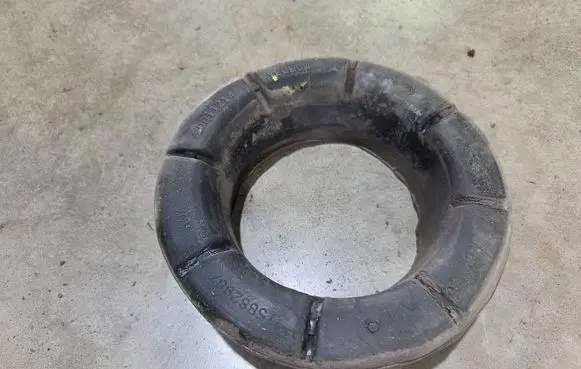 Opel Antara Rear coil spring rubber mount 15882987