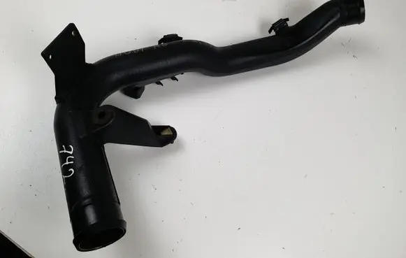Audi A4 S4 B6 8E 8H Intercooler hose/pipe 8D0145840