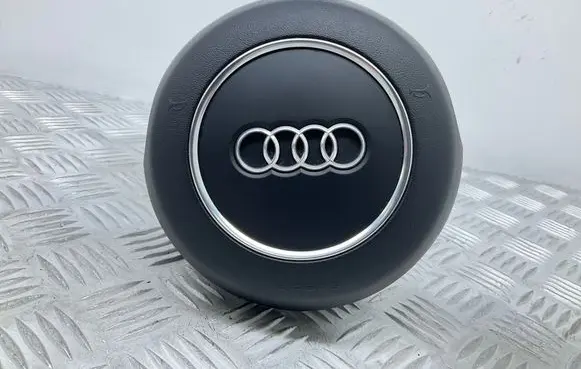 Audi A1 Steering wheel airbag 8X0880201C