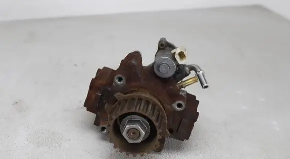 Ford Focus Fuel injection high pressure pump 9676289780 A2C53384062