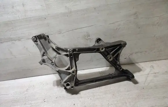 Mercedes-Benz GLK (X204) Generator/alternator bracket A6512011909