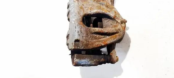 Toyota Avensis T250 Front brake caliper 
