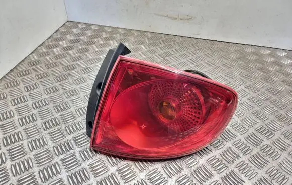 Seat Altea Rear/tail lights 5P0945112B 5P0945096D