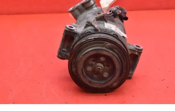 Opel Insignia A Air conditioning (A/C) compressor (pump) 13367373