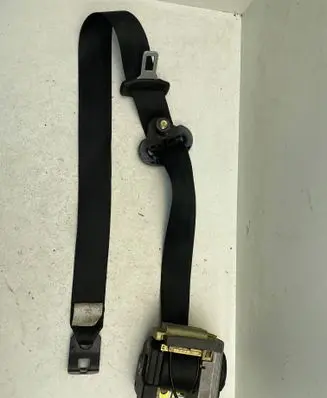 Skoda Octavia Mk1 (1U) Front seatbelt 00064786 857702 9089753607383