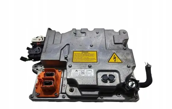 Peugeot 508 Voltage converter/converter module 9807823480