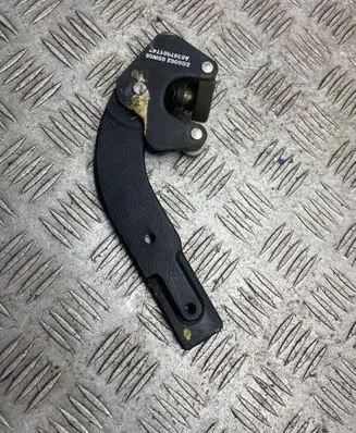 Mercedes-Benz Vito Viano W639 Sliding door lower roller guide/hinge ZGS00205W08 A6397601747