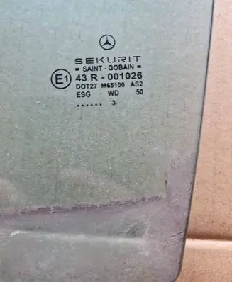 Mercedes-Benz CLK A209 C209 Rear side window 43R001026