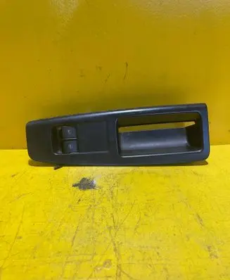 Volkswagen Polo IV 9N3 Electric window control switch 6Q1867171E