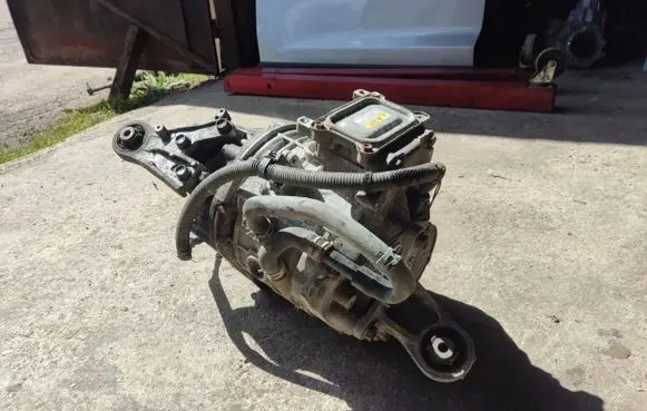 Mitsubishi Outlander Rear differential F1E1A2B5Z 251323
