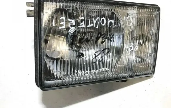 Opel Monterey Headlight/headlamp 1239r