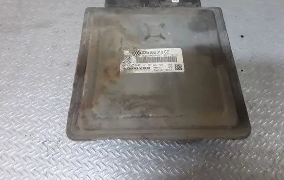 Volkswagen PASSAT B6 Engine control unit/module 03G906018CE