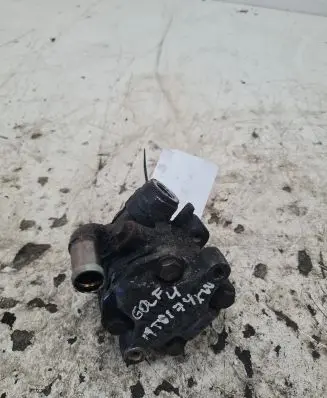 Volkswagen Golf IV Power steering pump