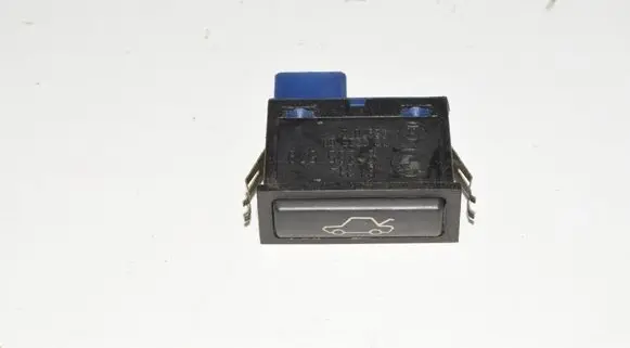 Tailgate opening switch