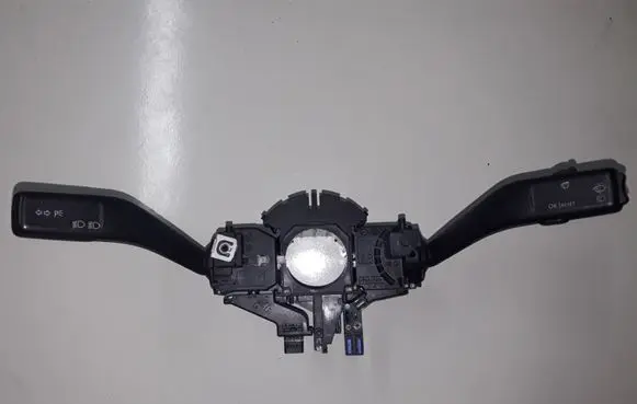 Seat Toledo III (5P) Wiper turn signal indicator stalk/switch 1K0953513 1K0953519A