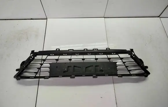 Renault Megane IV Front bumper lower grill 622542307R