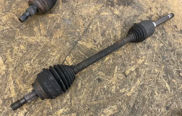 Mercedes-Benz ML W164 Front driveshaft A1643301901